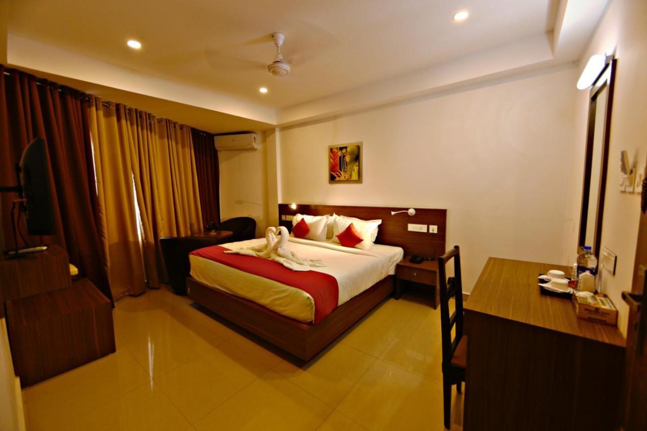 Hotel Nithya 戈德亚姆 外观 照片